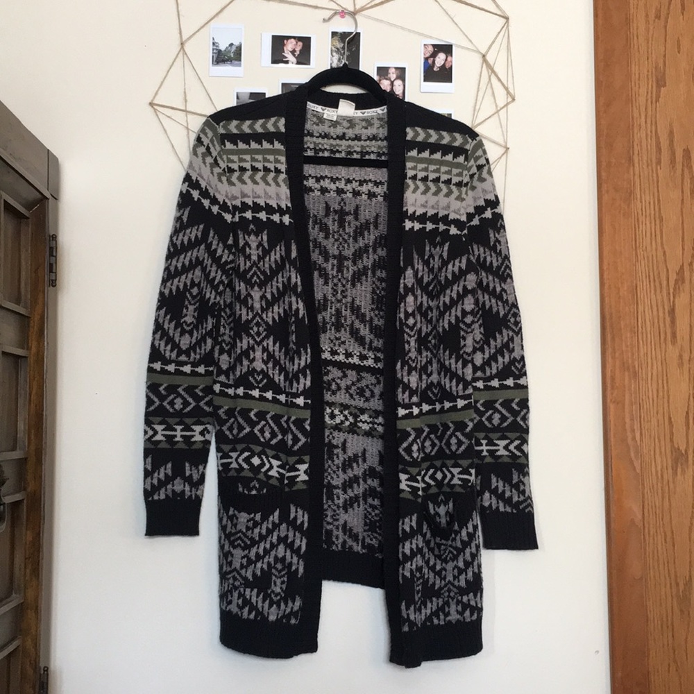 Cardigan with pockets